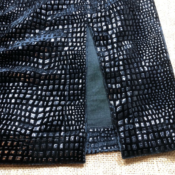 Janine Embellished Skirt Size Small - Picture 3 of 13